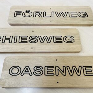 Holz CNC Fräsen für Wegweiser