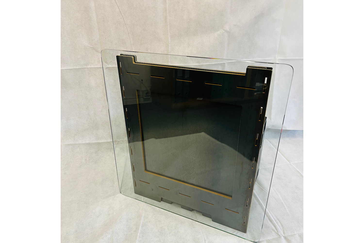 Salontisch aus Stahl zum zusammen klappen